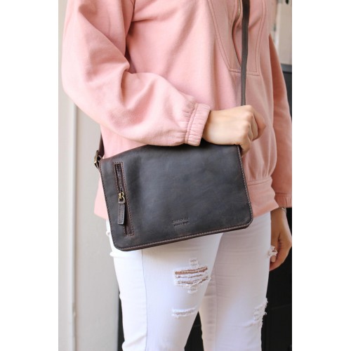 Bolso solapa de piel...