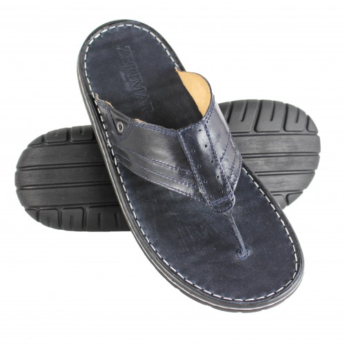 Sandalia de dedo hecha de...