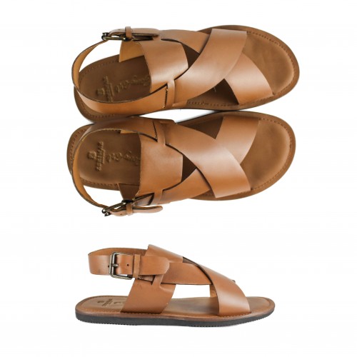 Sandalia de piel cruzada con hebilla modelo MATEO