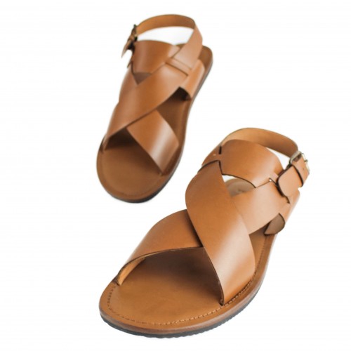 Sandalia de piel cruzada con hebilla modelo MATEO