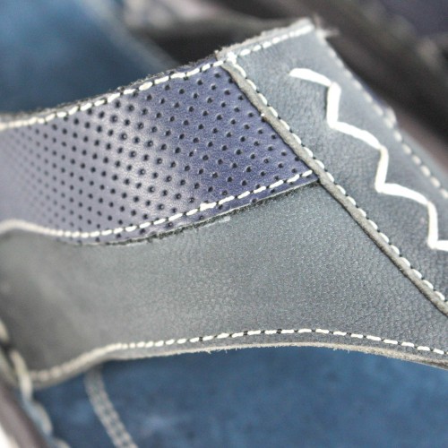 Chanclas de piel modelo SESMOR