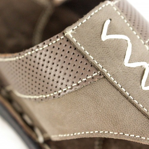 Chanclas de piel modelo SESMOR