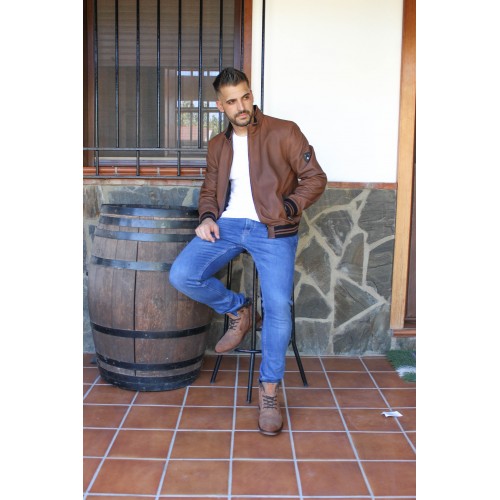 Chaqueta de cuero perforada modelo ITALIA