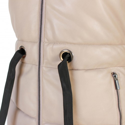 Chaleco de piel acolchado con capucha y lazo