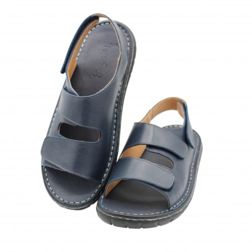 Sandalia de piel ajustable con velcro modelo JUKONO