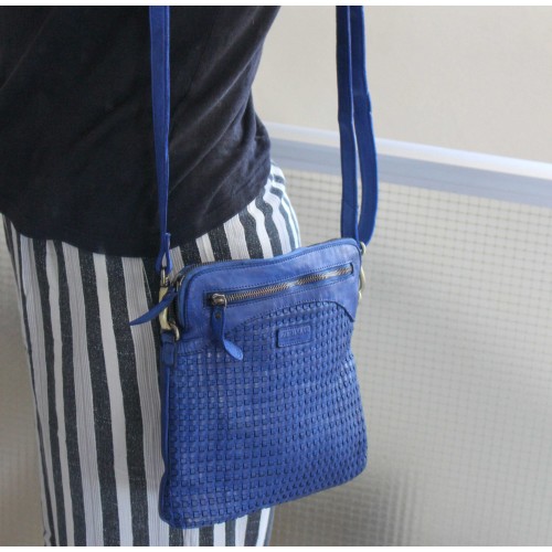 Bolso de piel trenzado 26x26x4 cm