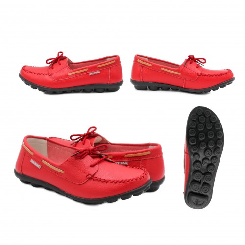 Mocasines de piel con cordones y suela negra