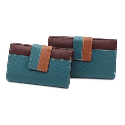 Cartera de piel multiespacio 17x10 cm