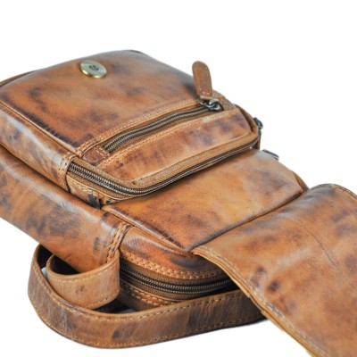 Bolso bandolera de piel modelo CRUZ 20x15x8 cm