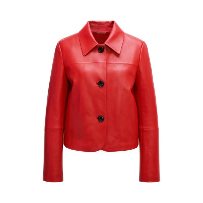 Chaqueta de piel abotonada...