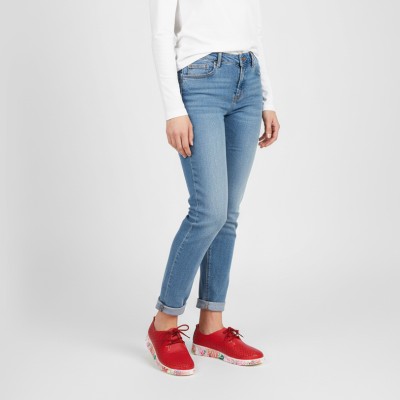 Sneakers de piel calada con suela de flores