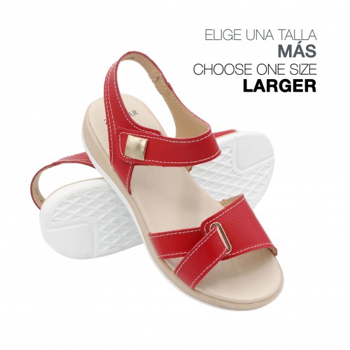 Sandalias planas de piel con velcro modelo BOBBE