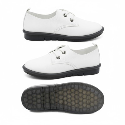 Zapatos de piel con cordones modelo ZOCO