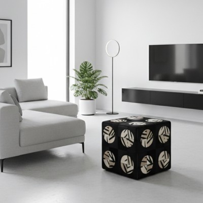 Taburete Puff  forrado en piel de vaca 45x45x45 cm