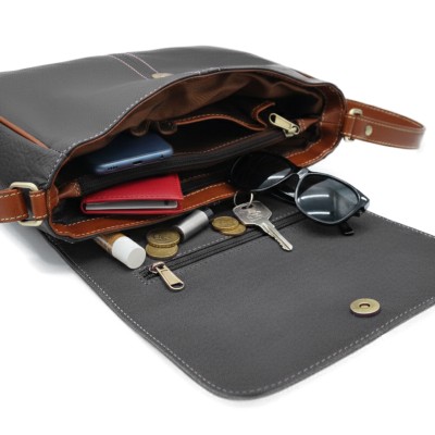 Bolso de piel bandolera 19x25x8 cm MECO