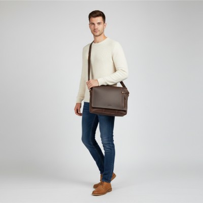 Maletin de piel con bandolera 37x30x8 cm CLUB