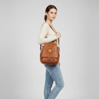 Mochila de piel natural 28x23x13 cm NORAK