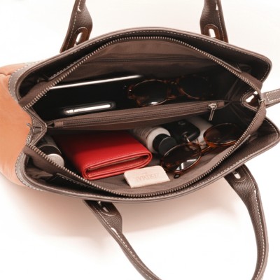 Bolso de piel grabado con doble asa 30x20x9 cm ABRIL