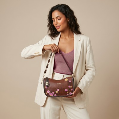 Bolso de piel grabado con asa corta ajustable 22x15x8 cm BOKETTO