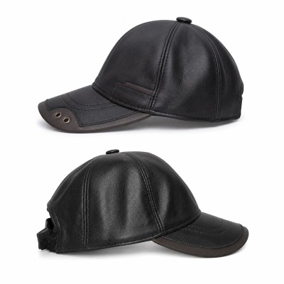 Gorra de cuero con detalle y cierre ajustable