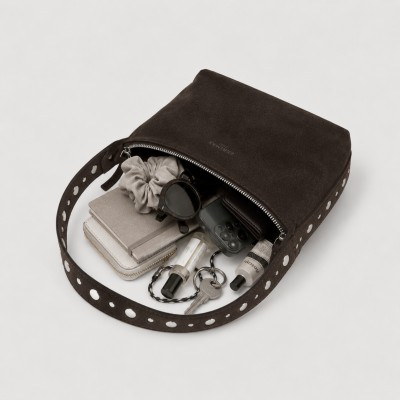 Bolso de serraje con tachuelas 29x18,5x10,5 cm PEPA