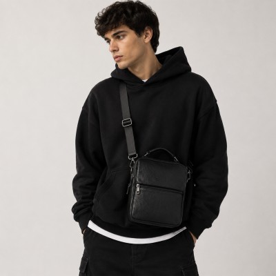 Bolso bandolera de piel modelo OMEGA 20x26x6 cm