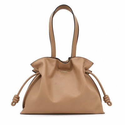 Bolso clutch de hombro grande en piel 40x30x14 cm